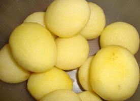 Картофель чищенный